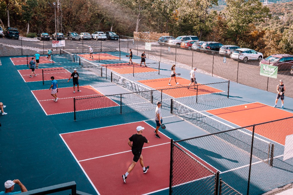 Outdoor pickleball courts at The Social Birdy